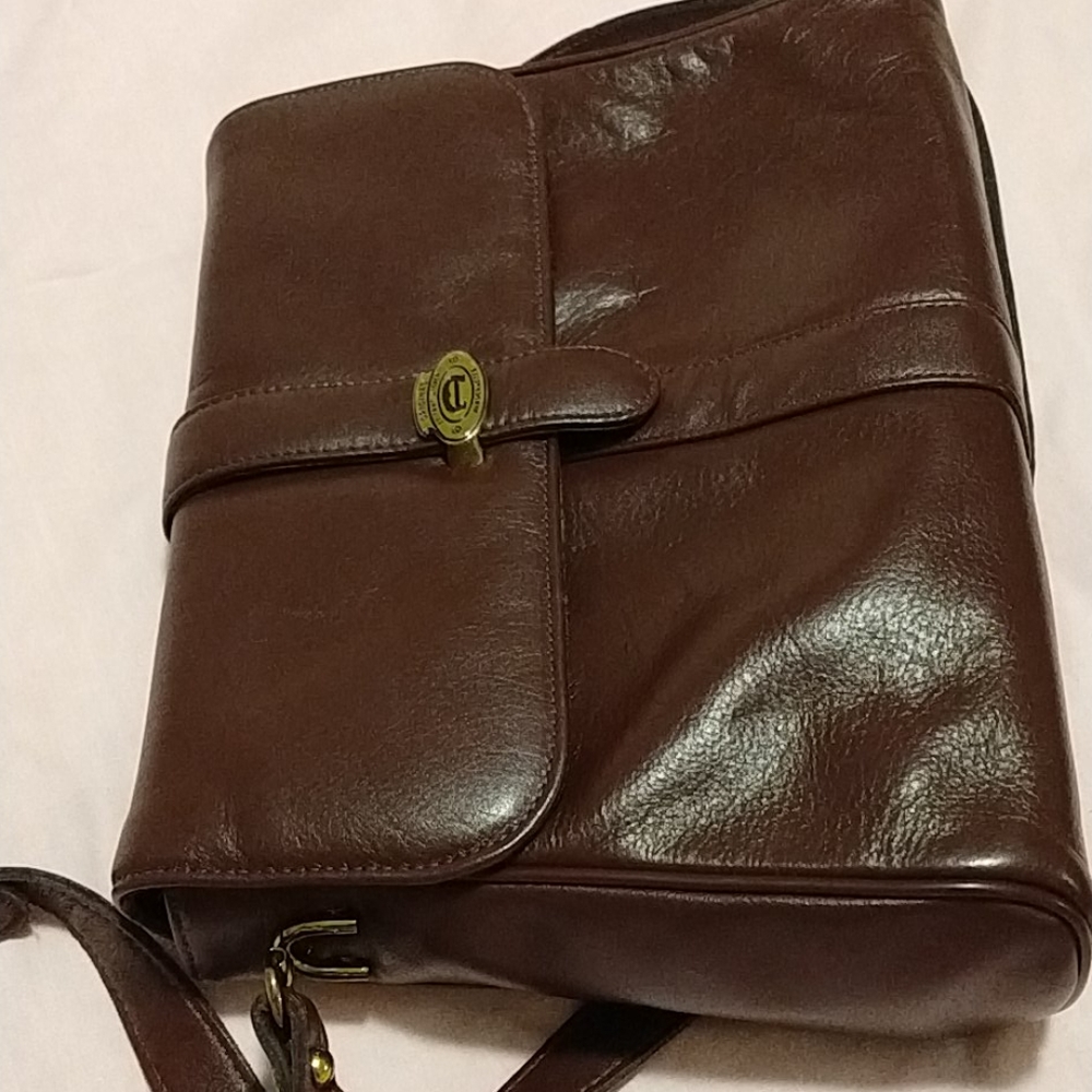 Etienne Aigner leather bag - Picture 2 of 9